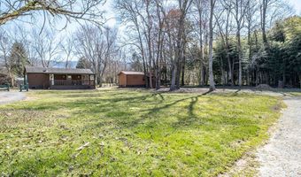 29 Breedlove Dr, Andrews, NC 28901
