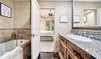 5055 Addison Cir 426, Addison, TX 75001