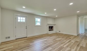 222 Northgate Cir, Boiling Springs, SC 29316