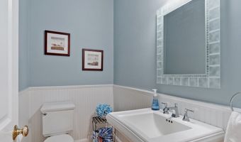 252 Sawyer Rd, Bolton, MA 01740