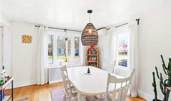 38 Bridgton Rd, Cranston, RI 02910