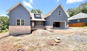 10 McGinnis Ln, Bella Vista, AR 72715