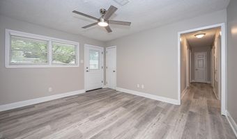 206 Beverly Dr, Ocean Springs, MS 39564