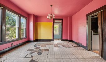 1427 Duss Ave, Ambridge, PA 15003