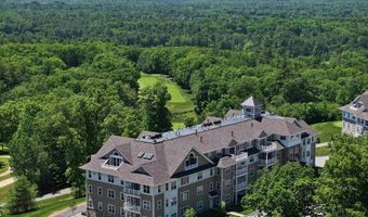1 Longview Dr 208, Atkinson, NH 03811