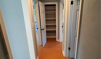140 Northcrest Dr, Athens, GA 30601