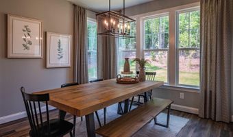 326 Oak Meadow Ln, Angier, NC 27501