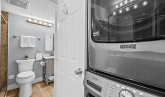 140 UWAPO Rd 36-104, Kihei, HI 96753