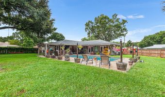 204 ESSARY St N, Auburndale, FL 33823