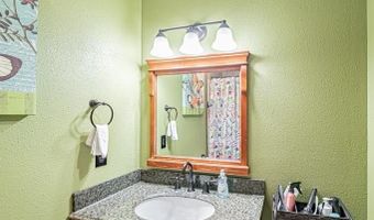352 E 300 N, Blackfoot, ID 83221