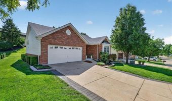 918 Claybend Dr, Ballwin, MO 63011