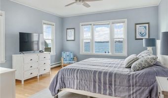 112 Esplanade, Middletown, RI 02842