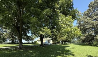 7011 Poplar Corner Rd, Bells, TN 38006