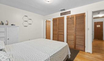 27 Adams Rd, Bloomfield, CT 06002