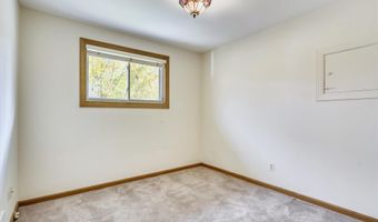 6403 TONE Dr, Bethesda, MD 20817