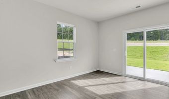 1052 Misty Creek Dr, Aberdeen, NC 28315