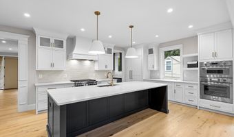 3505 WOODBURN Rd, Annandale, VA 22003