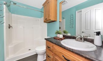 222 Mary Jo Isom Ln, Arab, AL 35016