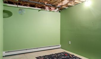 210 Rice St, Athol, MA 01331