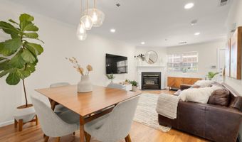 3034 S GLEBE Rd, Arlington, VA 22206