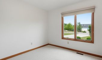 1657 Wake Robin Ct, Ann Arbor, MI 48103
