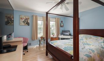 18 Penny Ln, Bayville, NJ 08721
