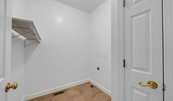 104 Westlake Cir, Americus, GA 31709