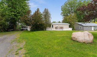 279 Hunter N Rd, Alburgh, VT 05440