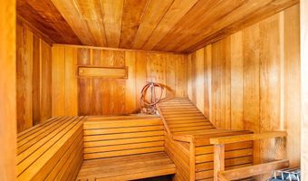 4143 Sunnyhill Dr, Carlsbad, CA 92008