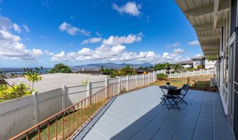 99-1019 Lauole St, Aiea, HI 96701