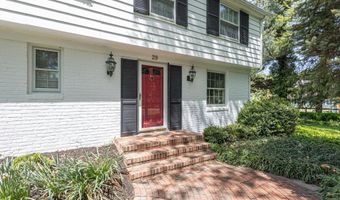 29 MILYKO Dr, Washington Crossing, PA 18977