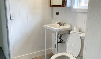 82 Hoku St D, Hilo, HI 96720