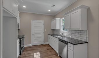 20477 Poff Ln, Athens, AL 35614