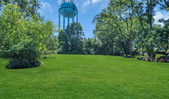19 High St, Allentown, NJ 08501
