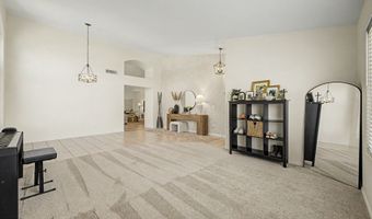 4890 W GERONIMO St, Chandler, AZ 85226