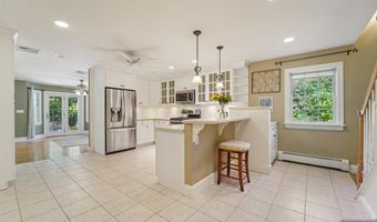 24 Scott Ct, Allendale, NJ 07401