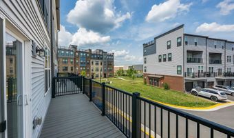 20316 NEWFOUNDLAND Sq, Ashburn, VA 20147