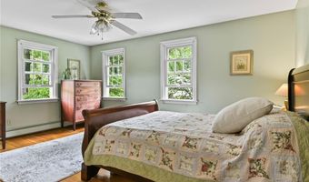 373 Fletcher Rd, North Kingstown, RI 02852