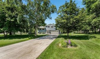 1308 Geneva Dr, Alexandria, MN 56308