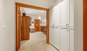 611 Forest St, Ashland, OR 97520