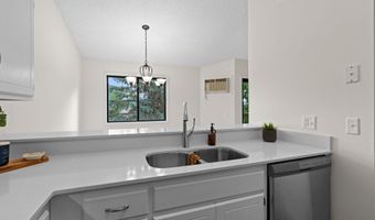 14855 Endicott Way 304, Apple Valley, MN 55124