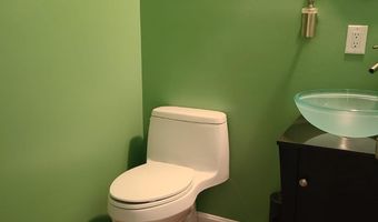 6788 LITTLE RIVER Tpke, Annandale, VA 22003