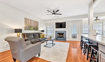 701 SW Maidstone Ave, Bentonville, AR 72712