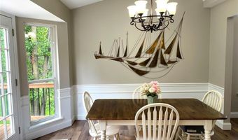259 Jacob Ln, Ballwin, MO 63021