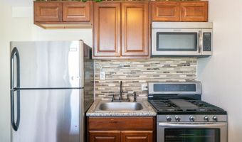 2509 Ala Wai Blvd 301, Honolulu, HI 96815