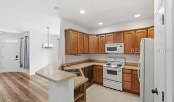 8 Winterberry Ln, Bluffton, SC 29910
