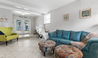 310 MAGNOLIA St, Atlantic Beach, FL 32233
