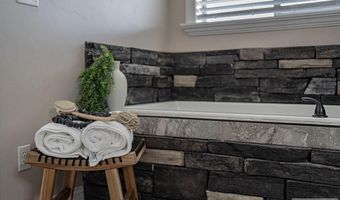 1810 S Bobwhite Dr, Ammon, ID 83401