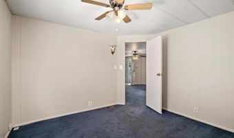 17 Crusader Ave, Escondido, CA 92027