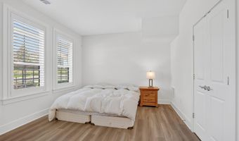 7449 ROCKY CREEK Ter, Annandale, VA 22003